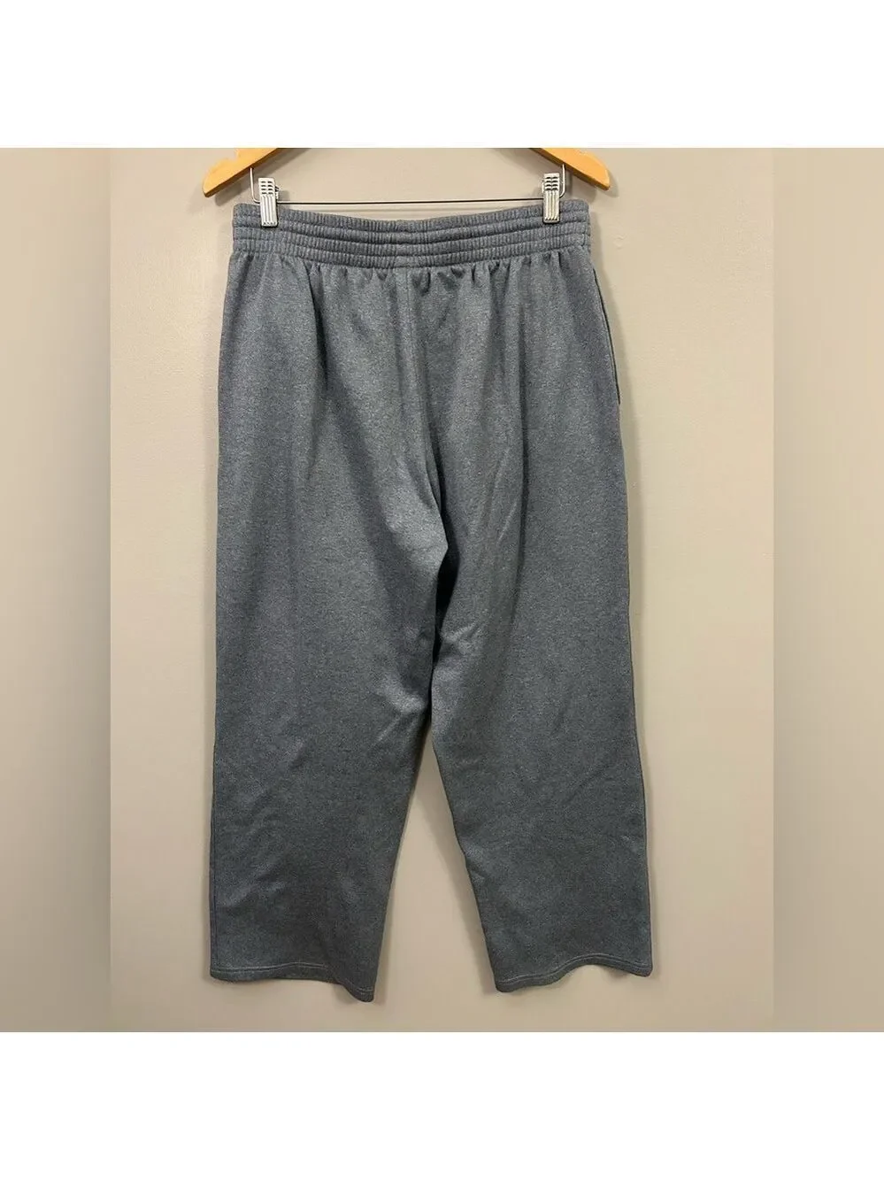 Under Armour Light Gray Joggers Large - Picture 2 of 5